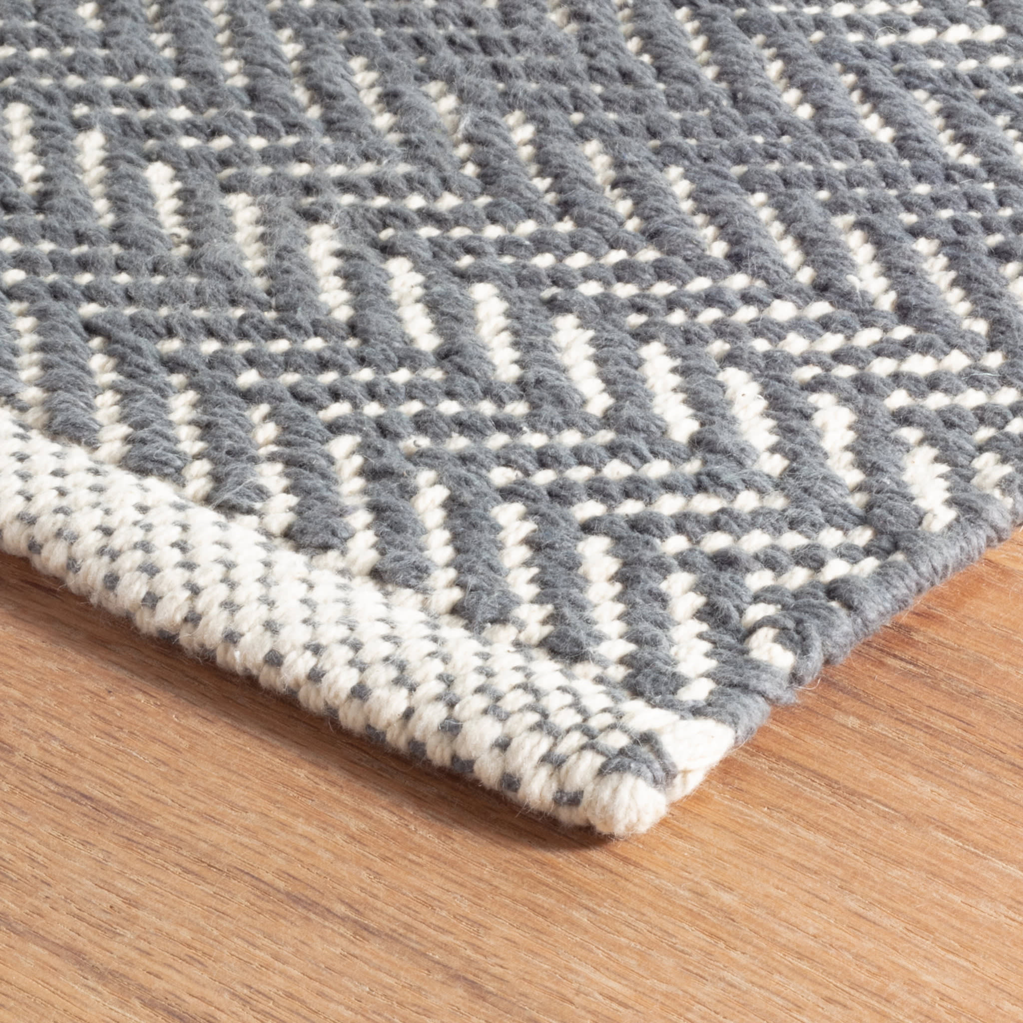 043cedfdb2606aa5cb3af493ea5aa2aca755862b